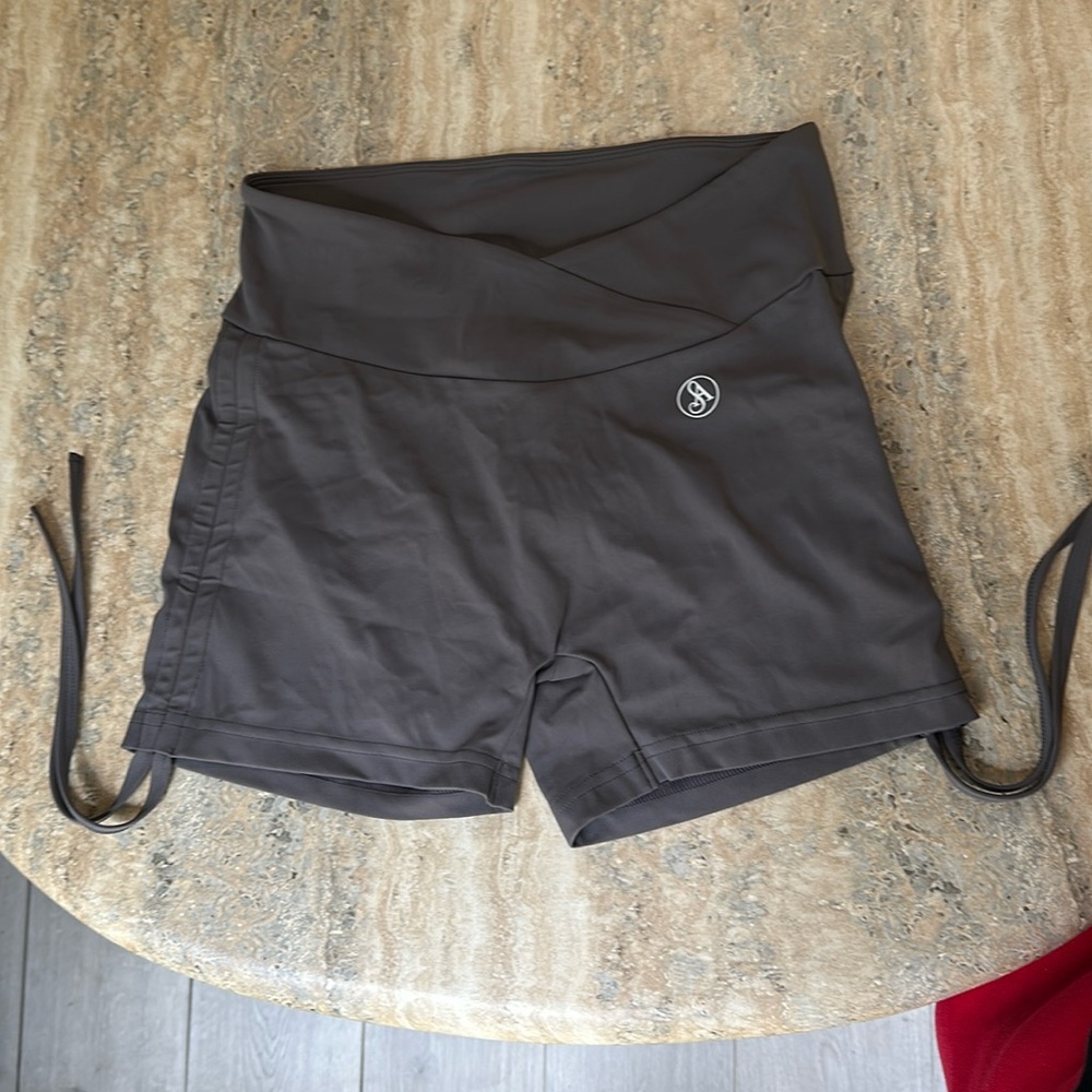 Allure the Brand Side Tie Scrunch Shorts - Grey